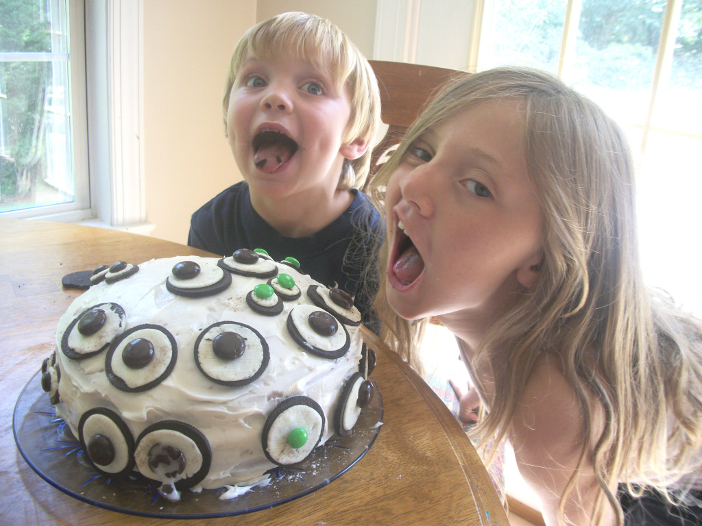 You can see the green one eye Mason made at the bottom of the cake.  He said that's for Mike from Monsters Inc - maybe his favorite monster :-)